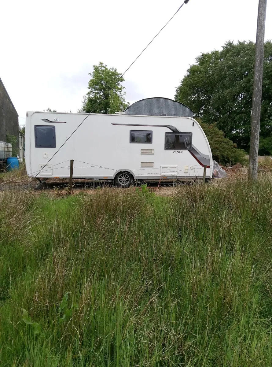 Venus 540 caravan - Image 4