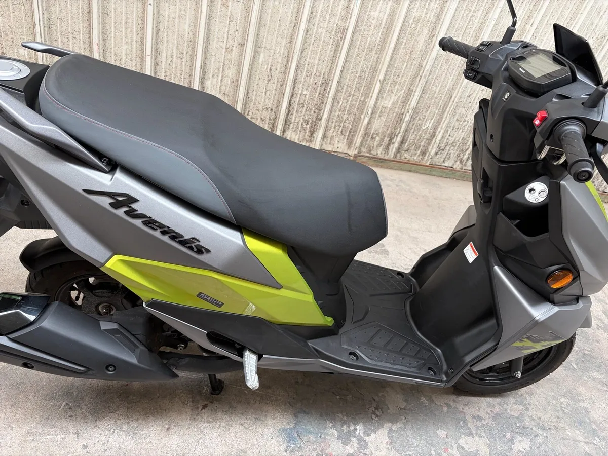 Suzuki Avenis 125 - Image 2