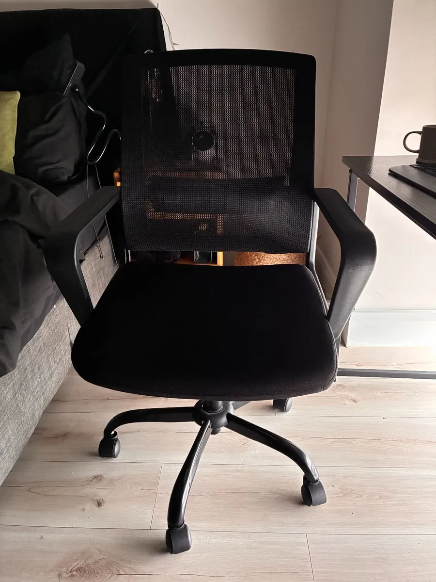 Office Chair - Image 3