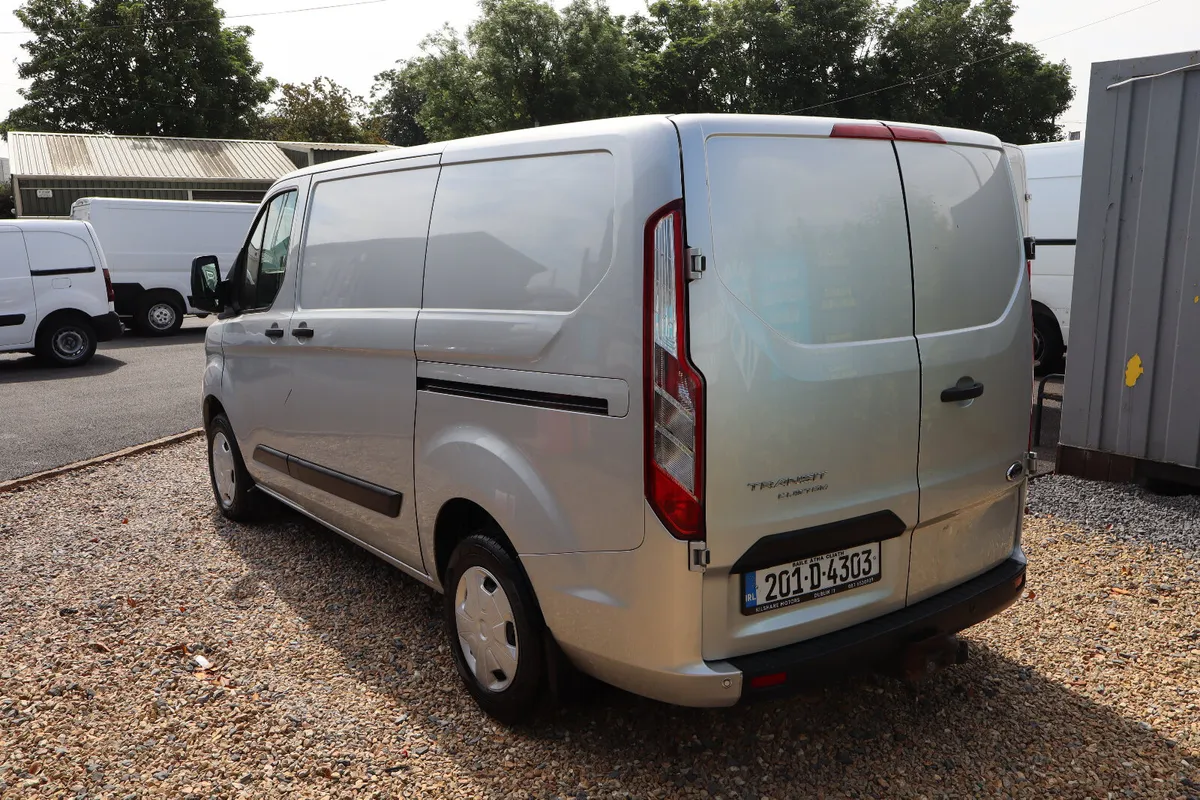 Ford Transit 2020 Trend - Image 4
