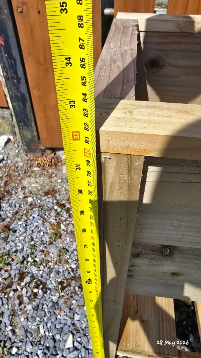 Raised planter box - Image 2