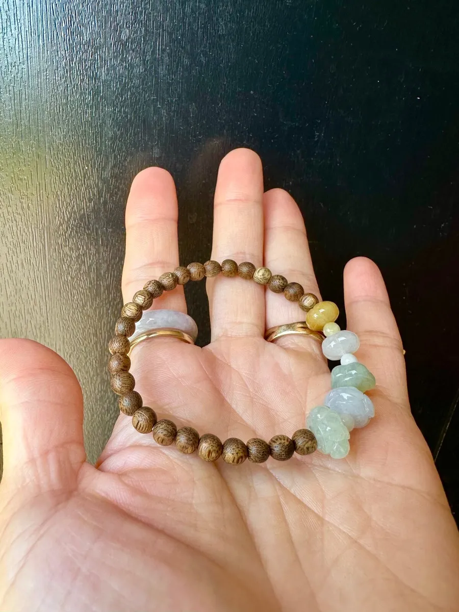 Agarwood mix Jadeite Jade Bracelet - Image 4