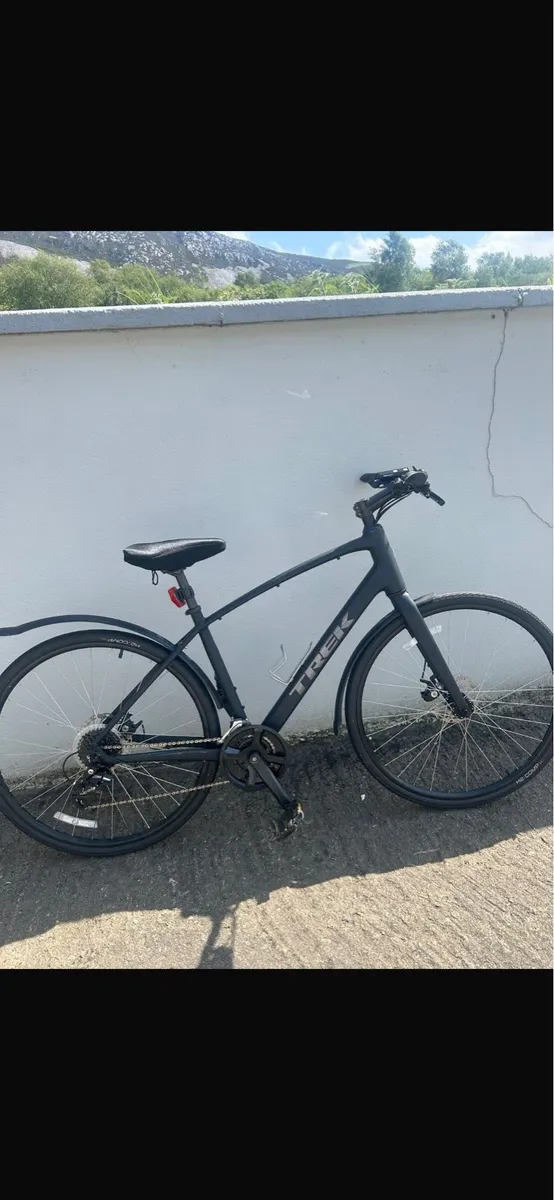 Hybrid Road Bike - Image 3