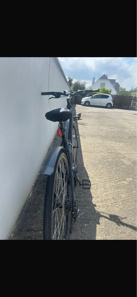 Hybrid Road Bike - Image 2