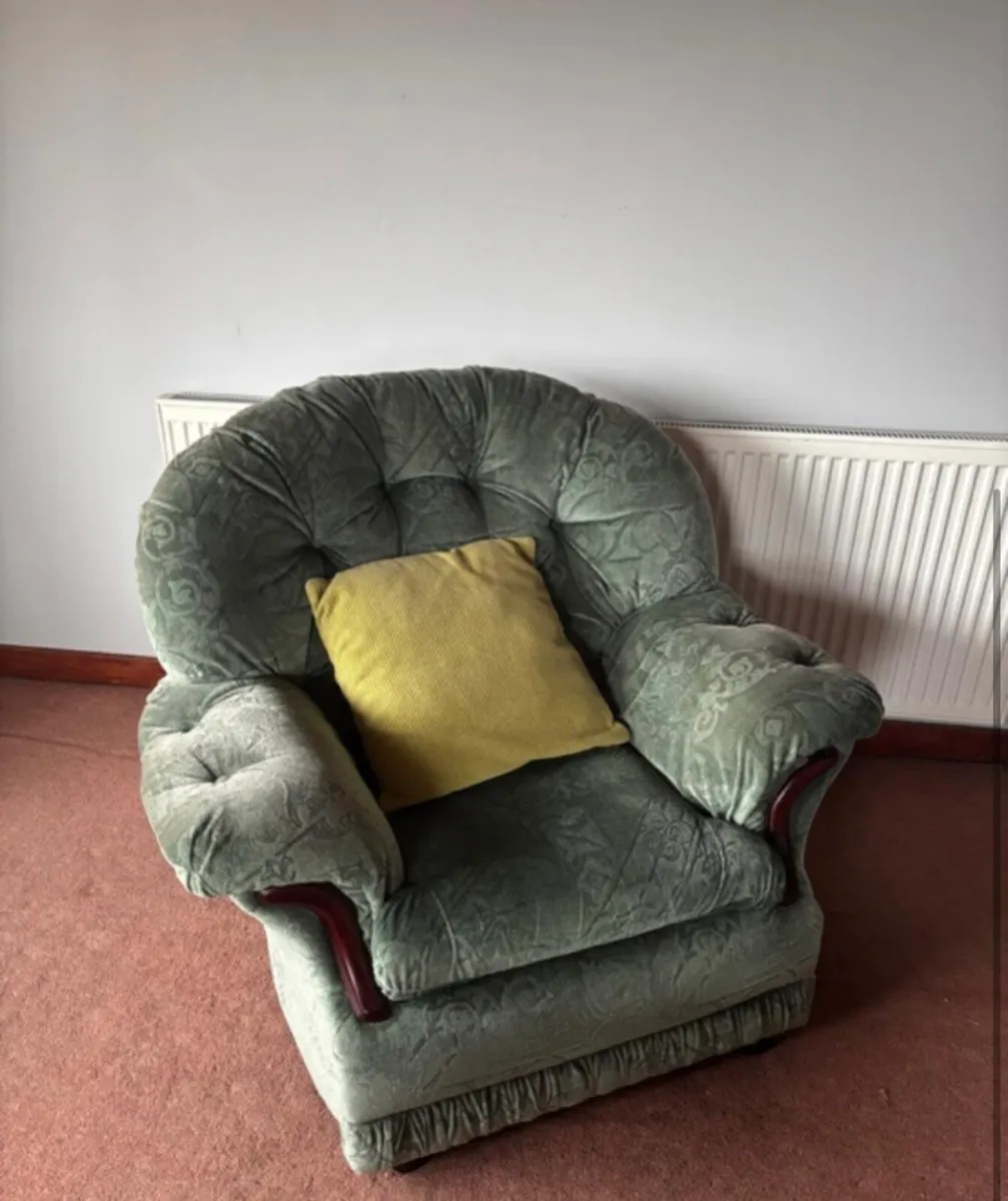 Sitting room Suite - Image 3