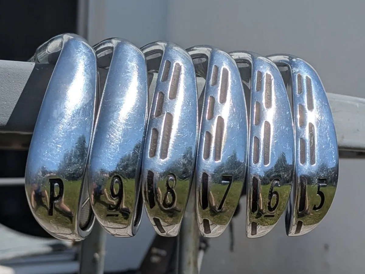 Wilson C300 forged irons 5-PW Stiff - Image 2