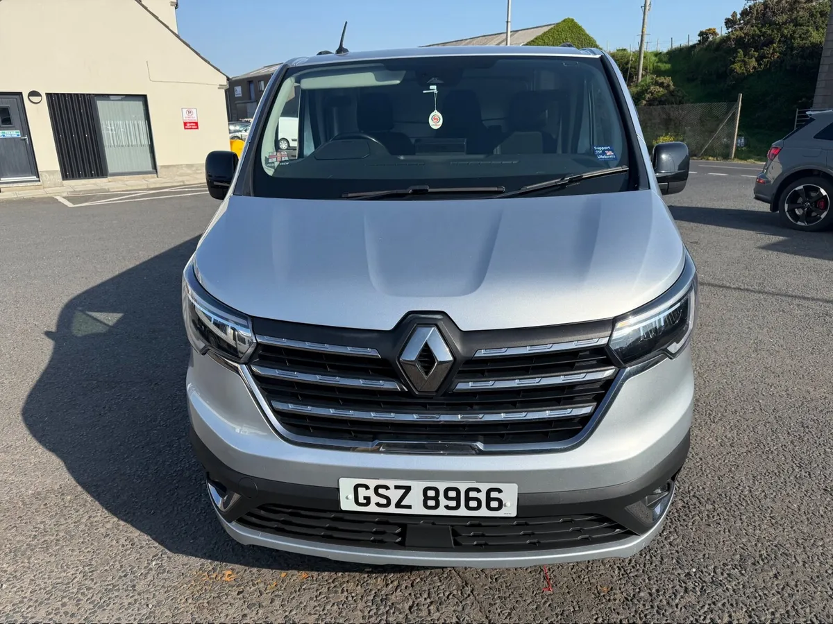 Renault Trafic 2023 170 Sport camera + - Image 4
