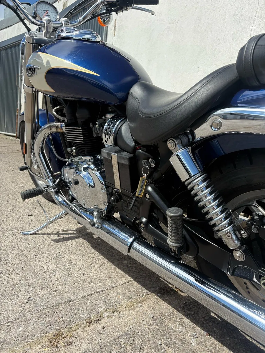 Triumph Bonneville America 1700 miles from new - Image 4