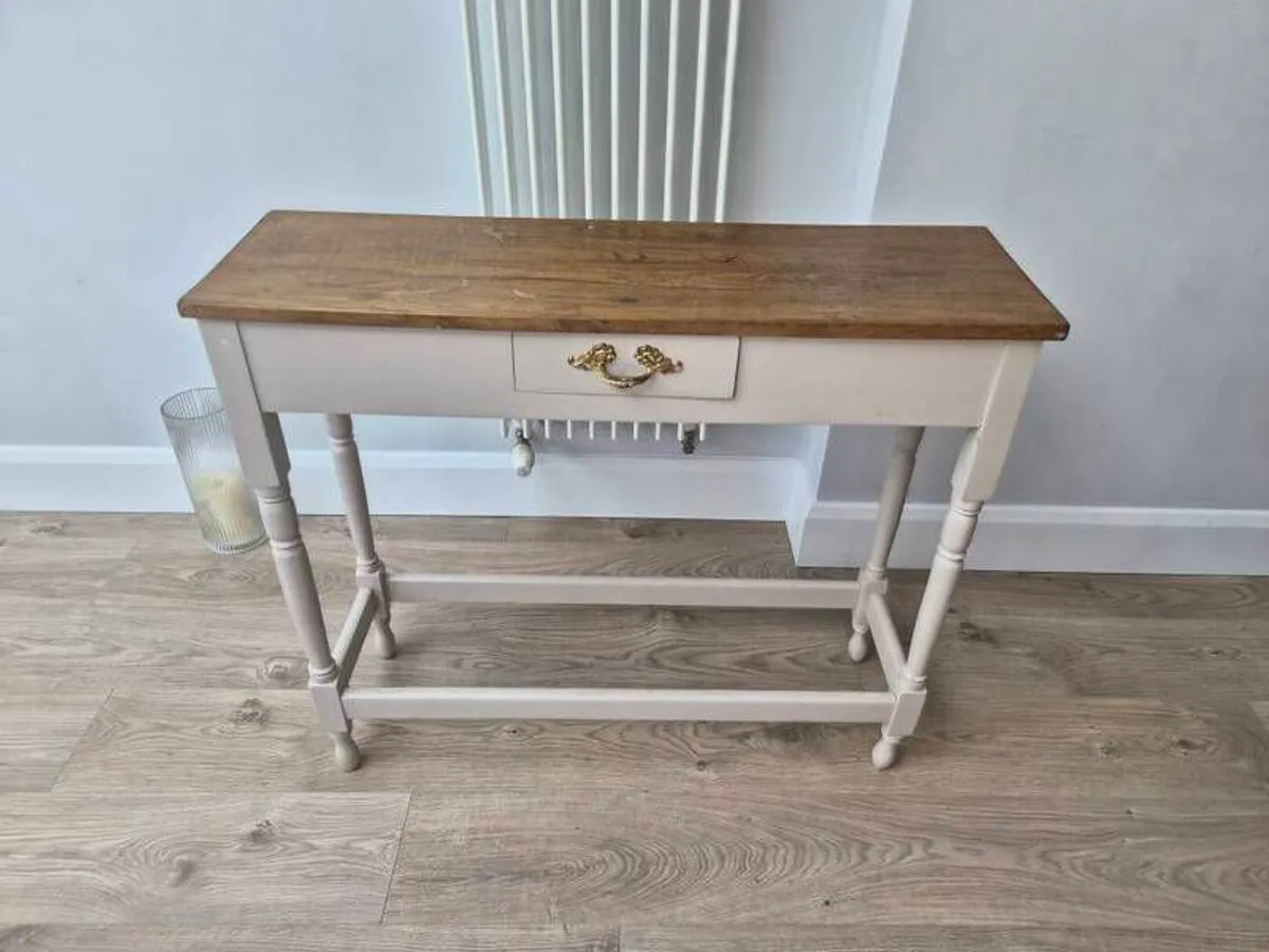 console table - Image 1