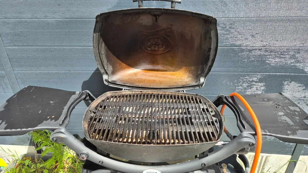 Weber Q2000 Gas BBQ - Image 2
