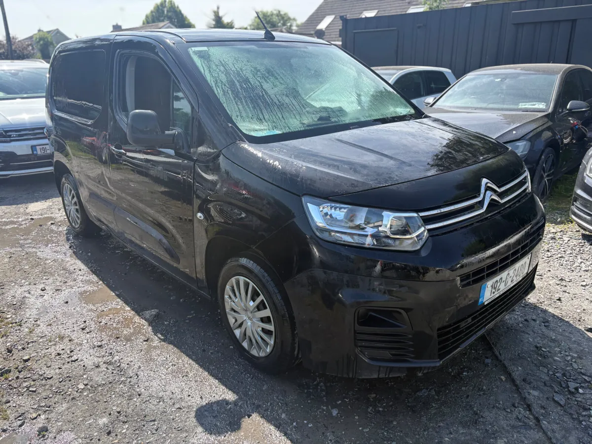 2019 Citroen Berlingo low kms drive away - Image 1