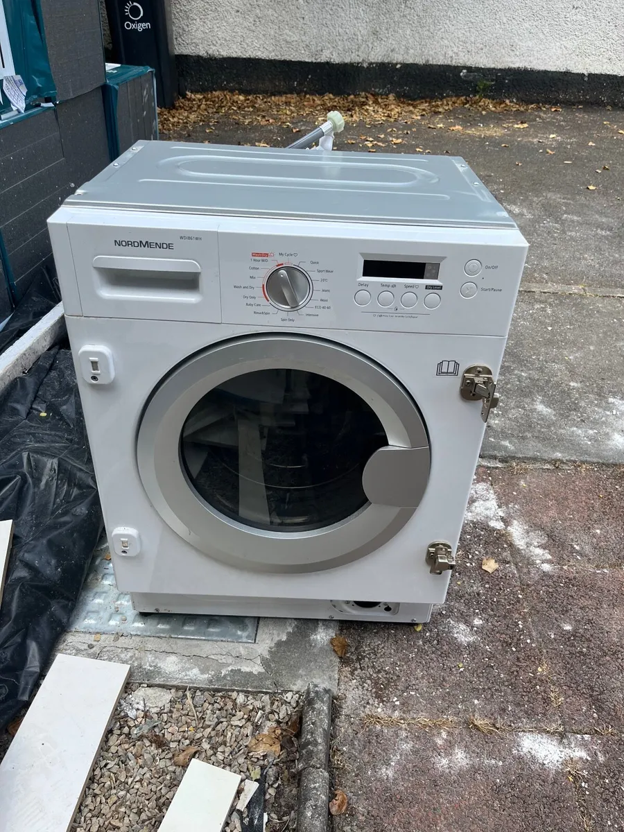 Integrated Washer / Dryer €300 - Image 1
