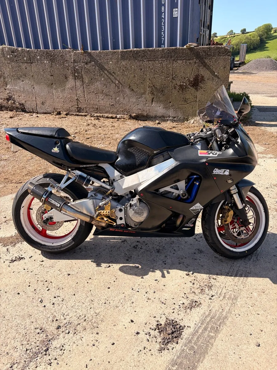 Honda CBR 929 fire blade - Image 2