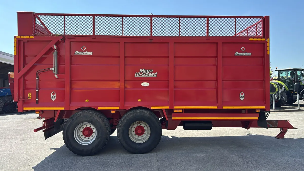 Broughan 22ft trailer - Image 3