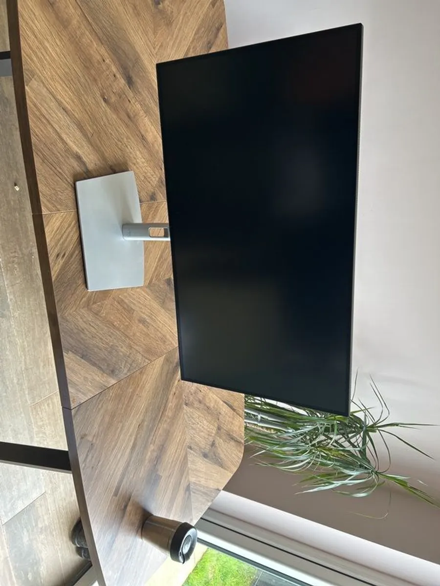 Dell u2722de monitor