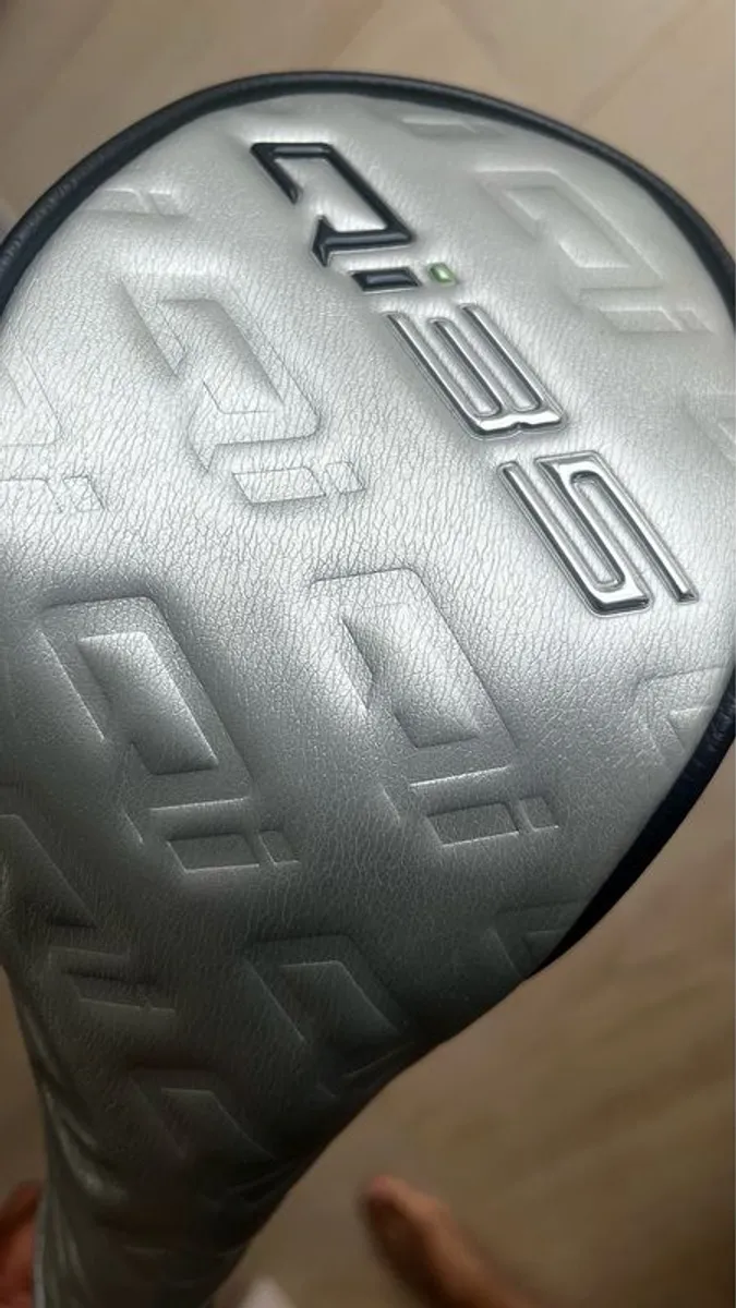 Taylormade Qi35 3 HL fairway wood - Image 2