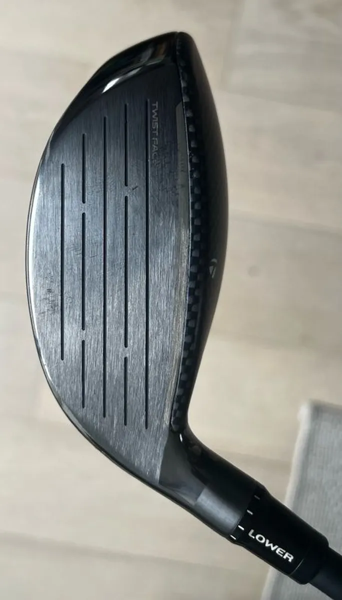 Taylormade Qi35 3 HL fairway wood - Image 4