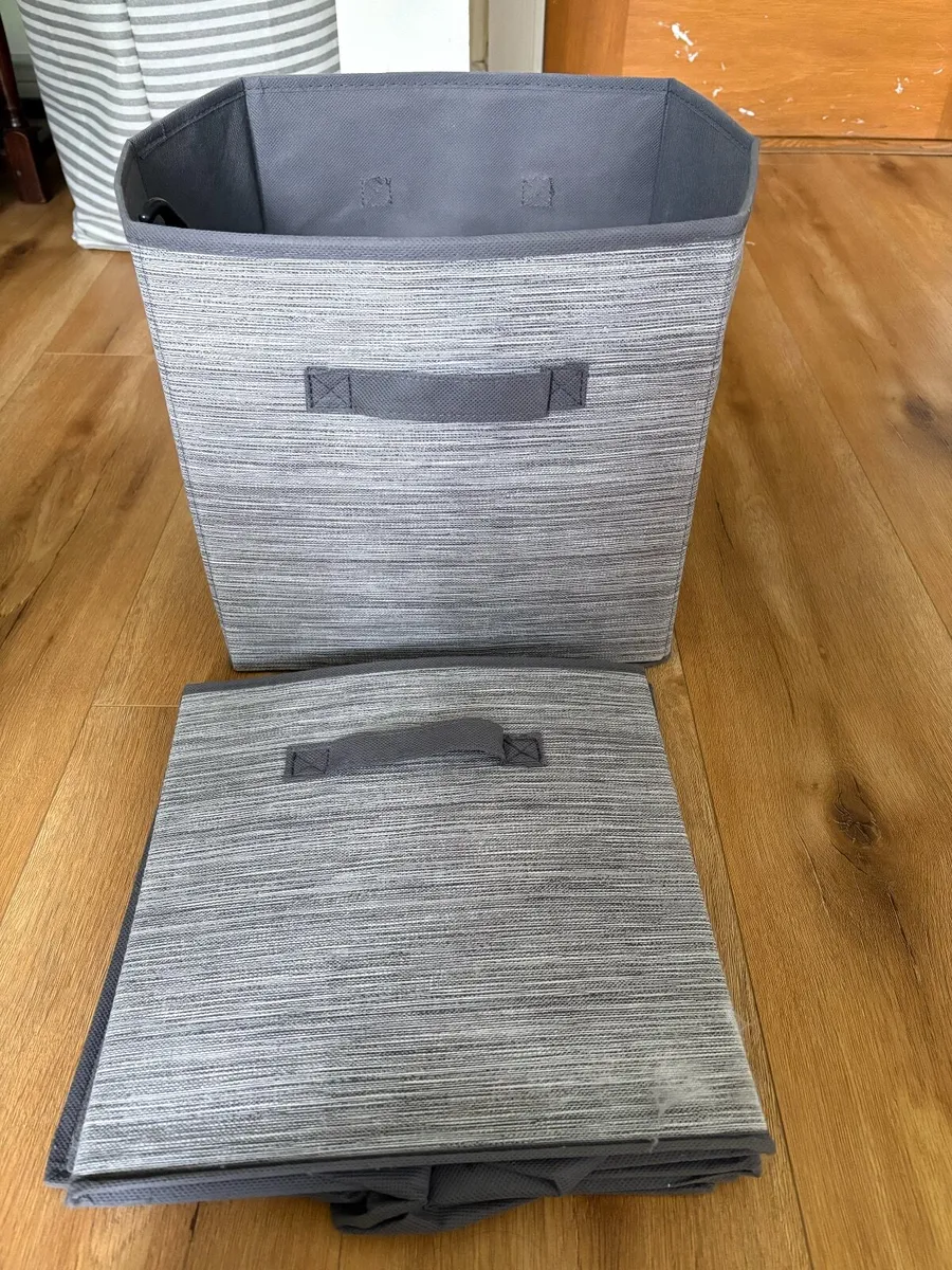 Clothing & Clothing Storage - Image 1