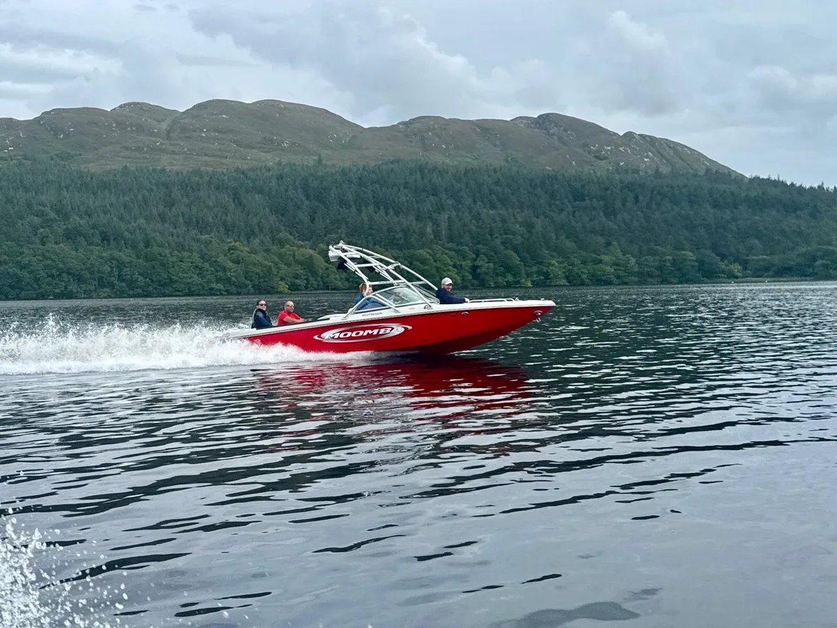 Moomba Outback V8 Ski Boat - Image 3