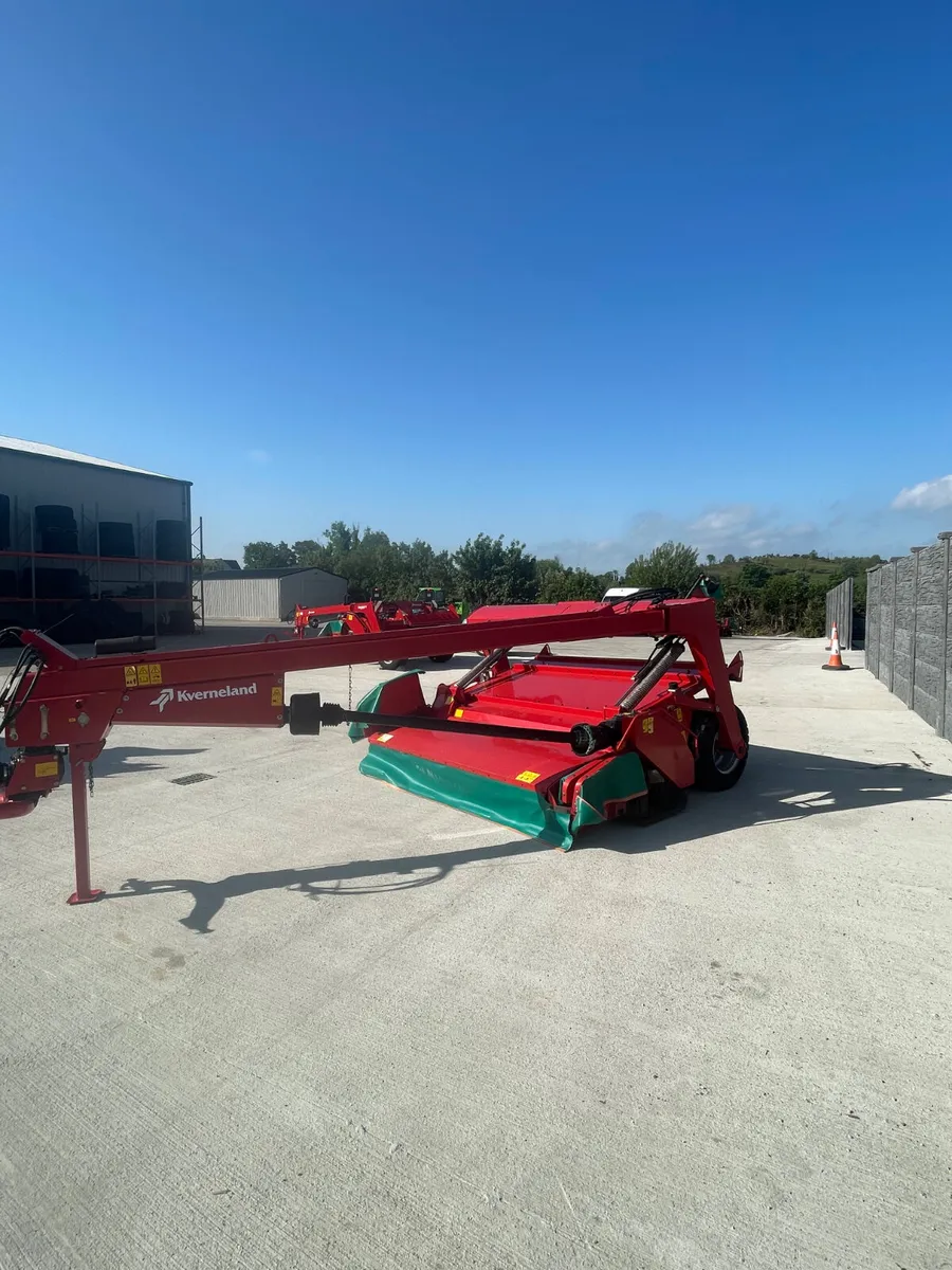 Kverneland 4332 LT Disc Mower Conditioner - Image 2