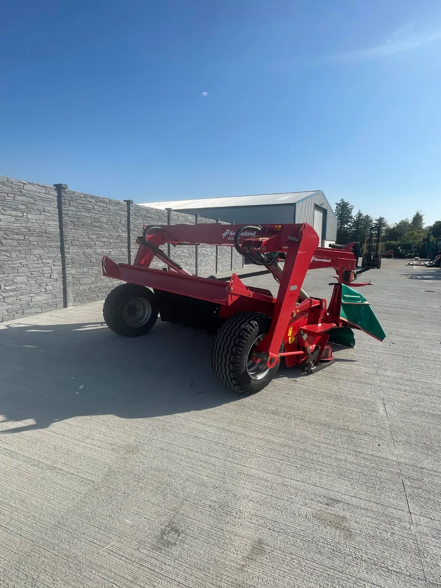 Kverneland 4332 LT Disc Mower Conditioner - Image 3