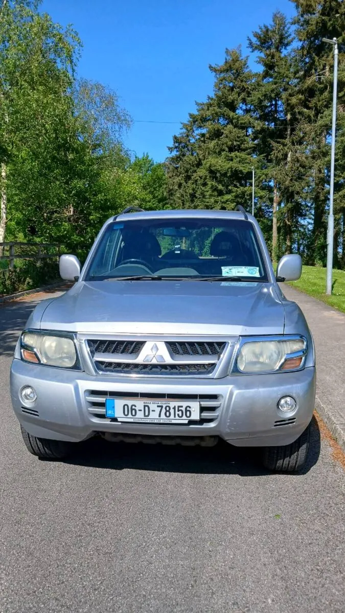 Mitsubishi pajero. Test 1-27 Tax 8-26 - Image 3