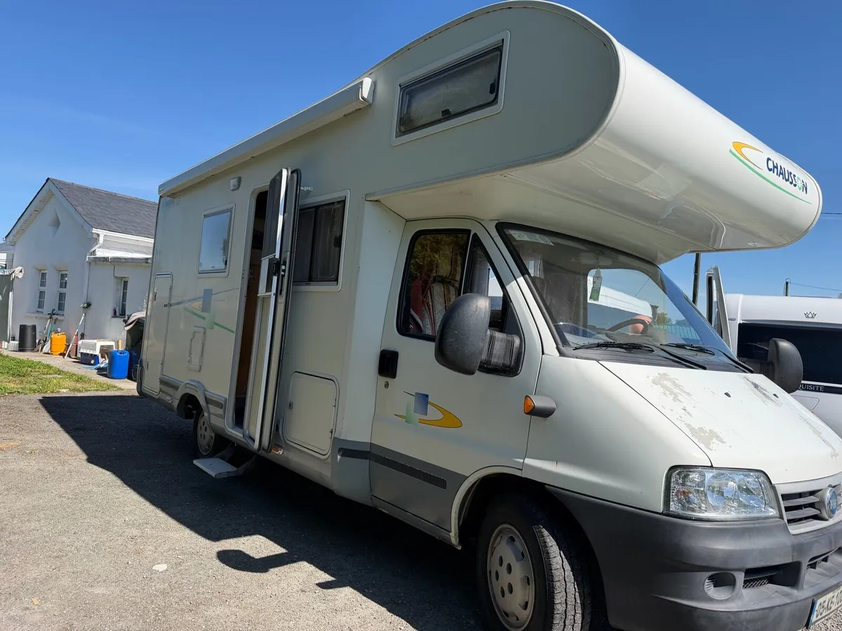 Motorhome - Image 4