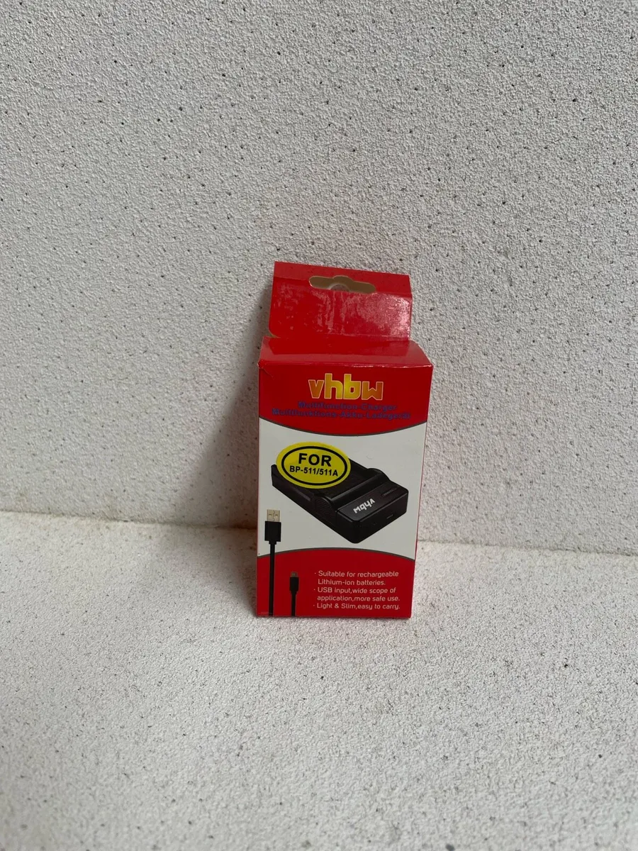 Canon battery charger - Image 1