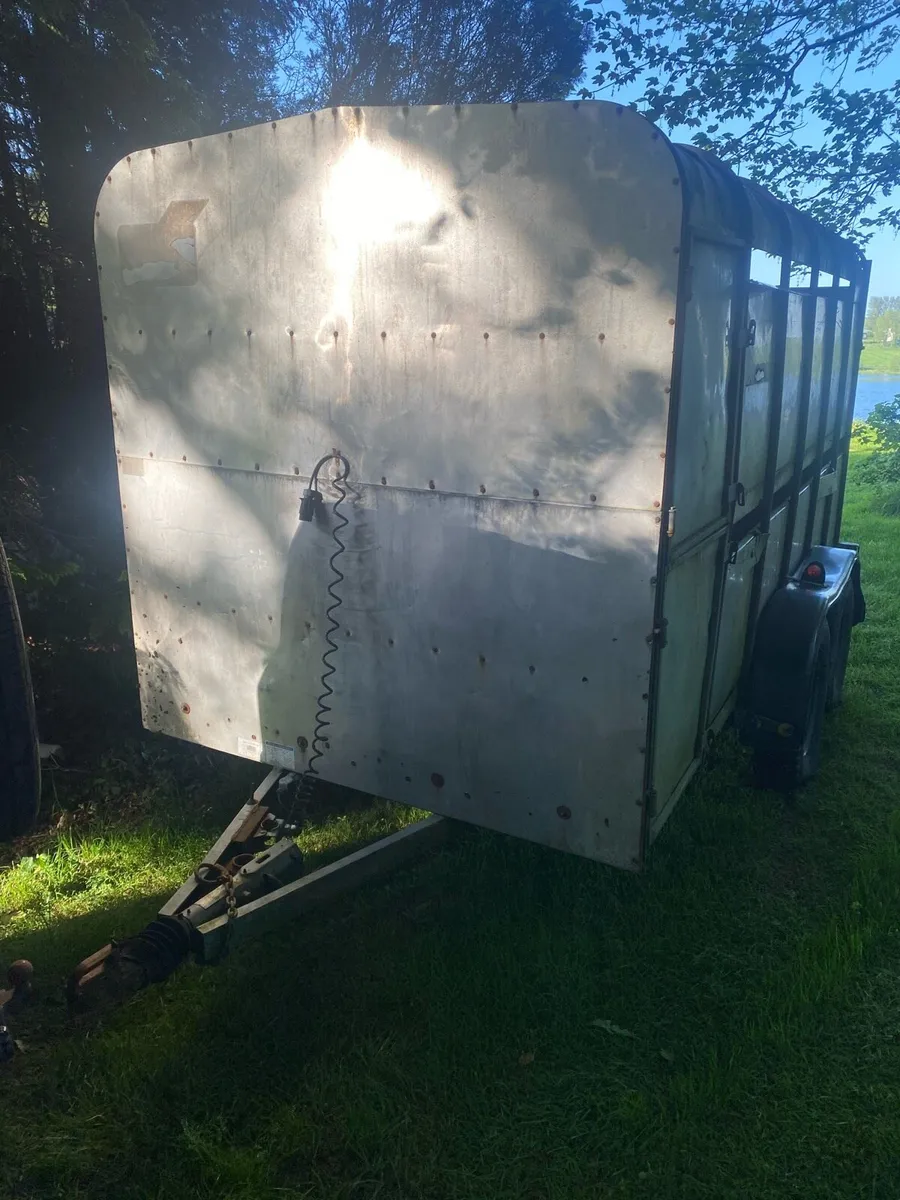 Ifor Williams Cattle Box - Image 1
