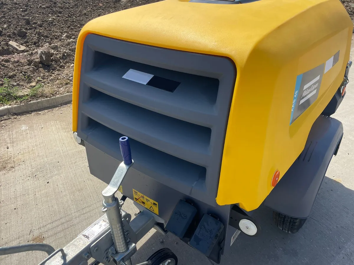 2025 Atlas Copco Single Tool Compressor - Image 3