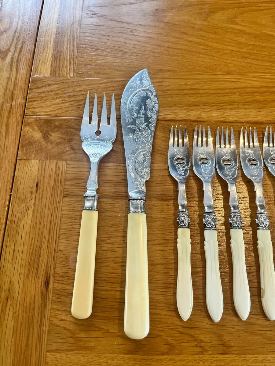 Edwardian Fish Set 14 Piece - Image 2