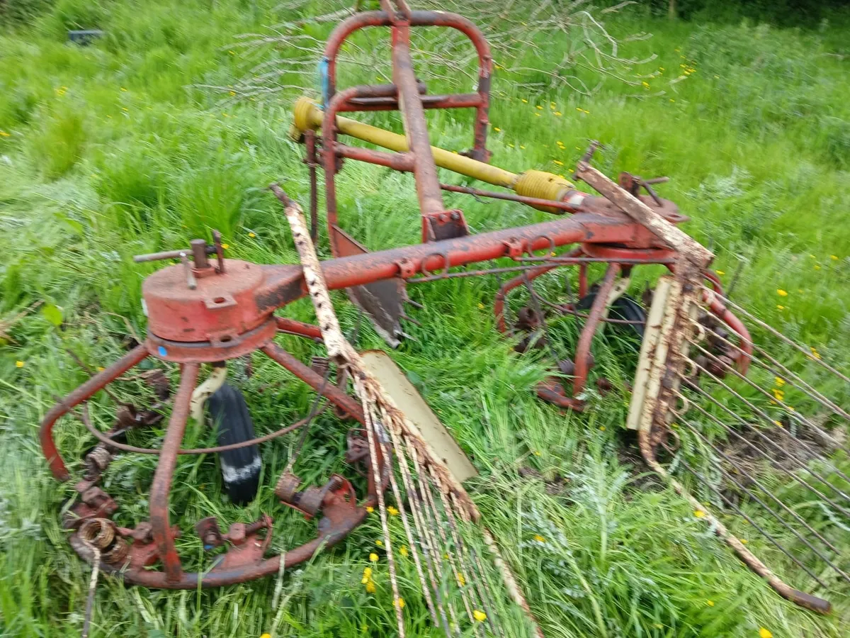 Farmyard Machinery Sale incl tractors - Image 3