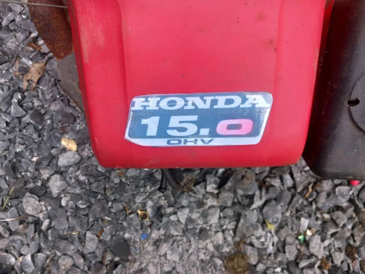 Honda 15hp ride on mower engines - Image 2