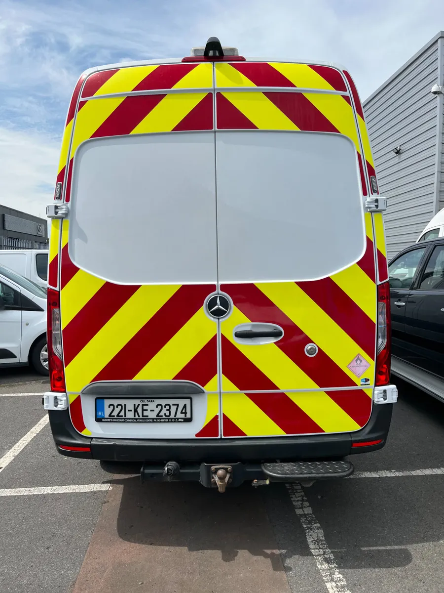 Mercedes-Benz Sprinter 317 Cdi  2022 - Image 4