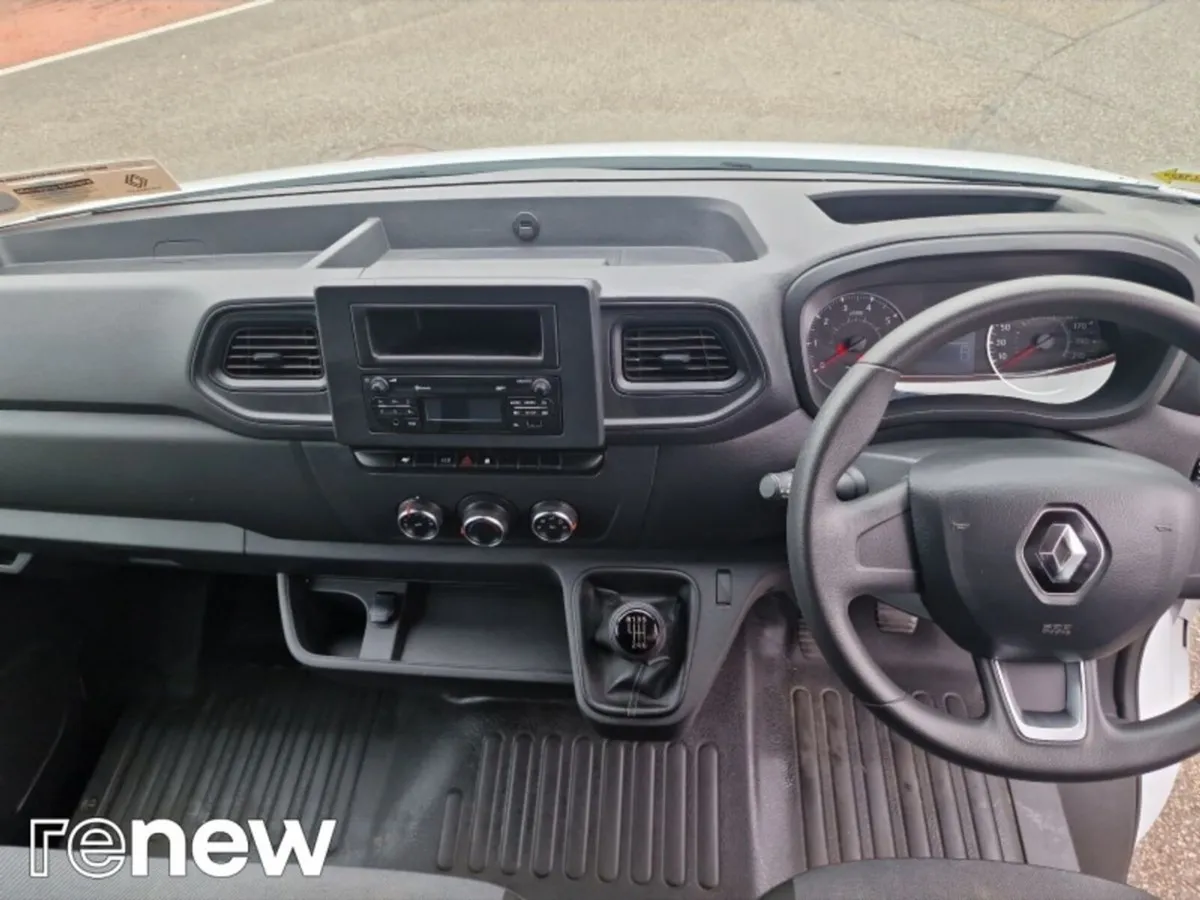 Renault Master MASTER FWD LM35 BLUE DCI 135 B - Image 2