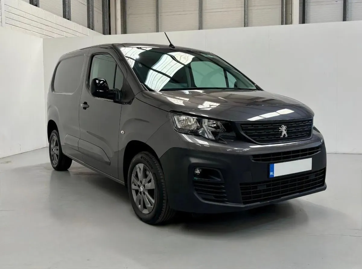 Peugeot Partner Asphalt Prem + €205 / Month - Image 1