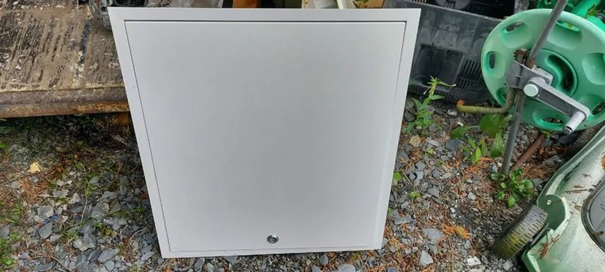 Attic insulated hatch - Image 1
