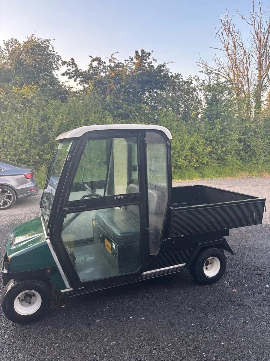 Golf Cart - Image 2