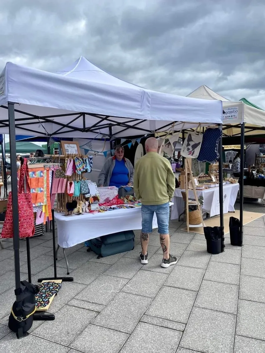 Heavy Duty Pop UP 3x3m Gazebo - Image 2