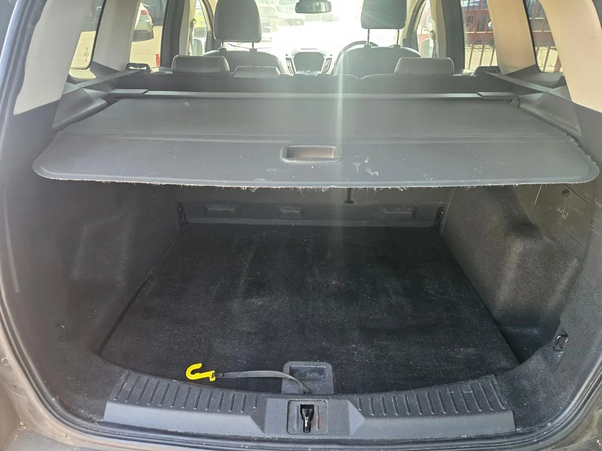 Ford Kuga - Image 3