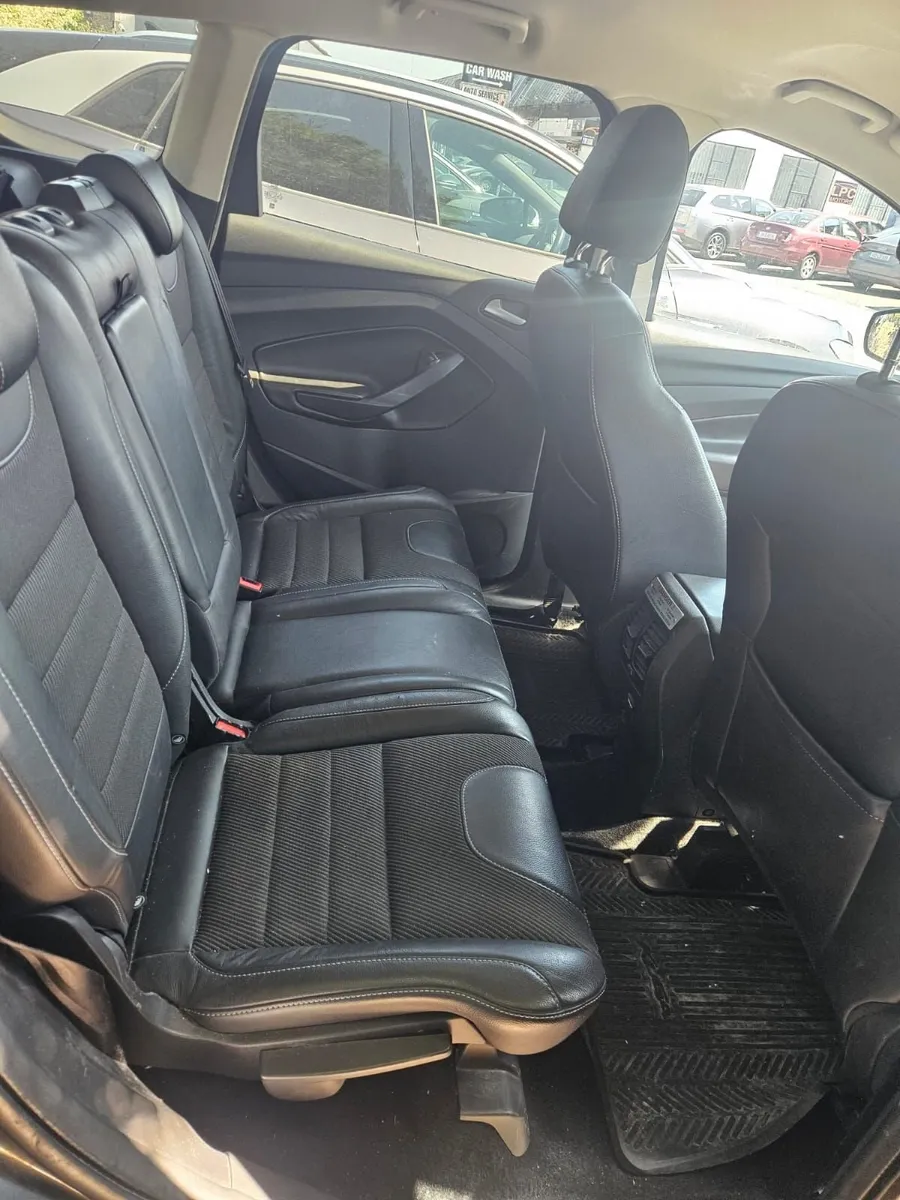 Ford Kuga - Image 4