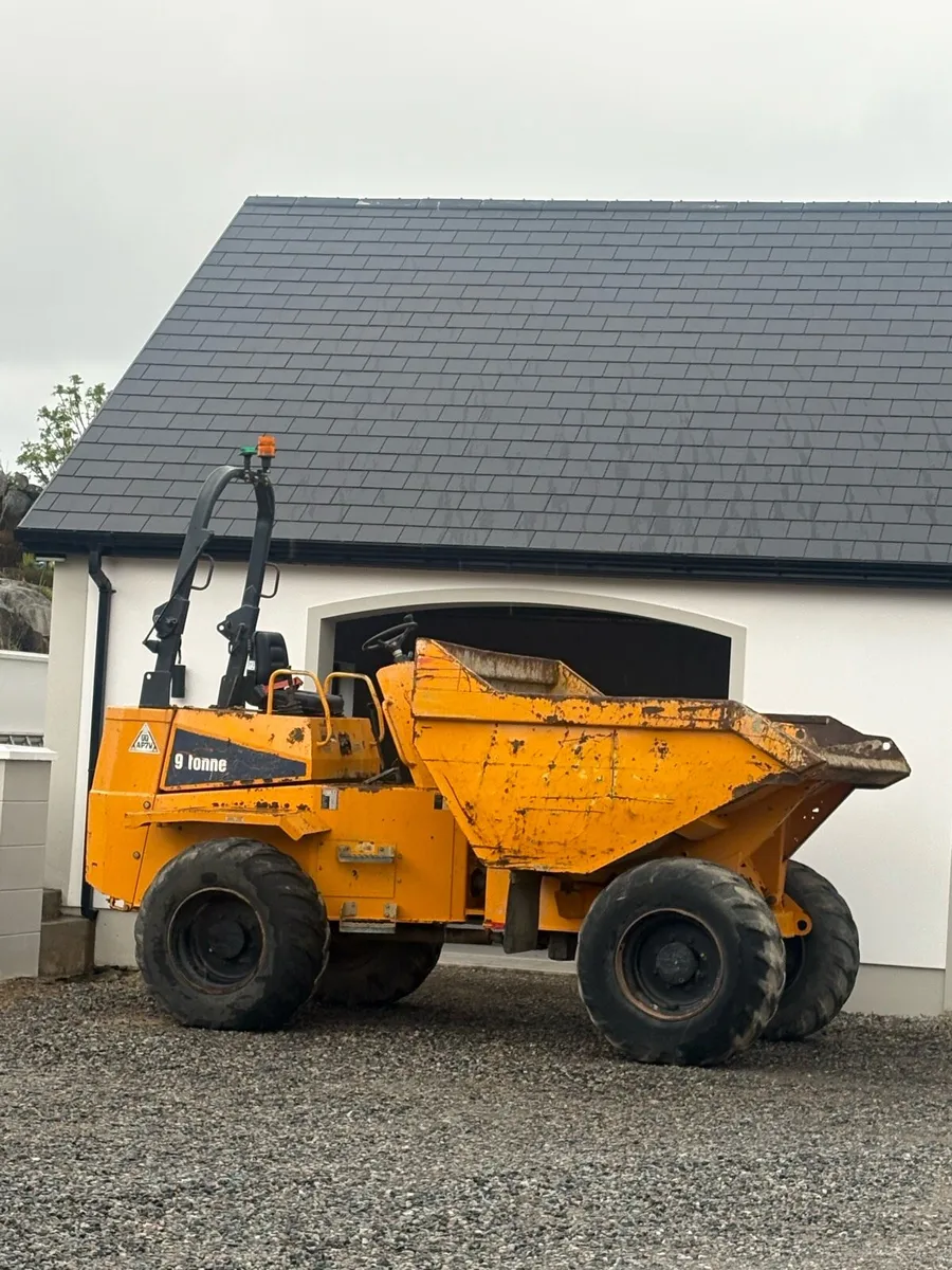 2016 thwaites 9 tonne (very low hours) - Image 1