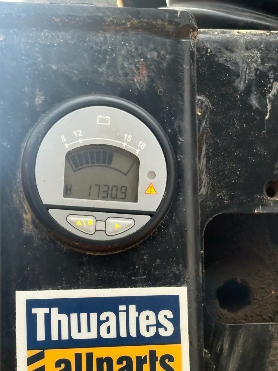 2016 thwaites 9 tonne (very low hours) - Image 3