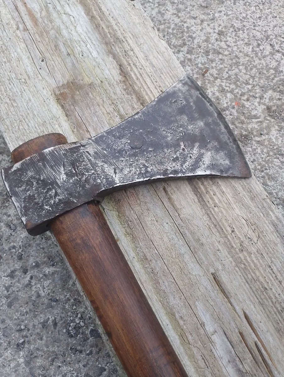 Large antique french axe - Image 4