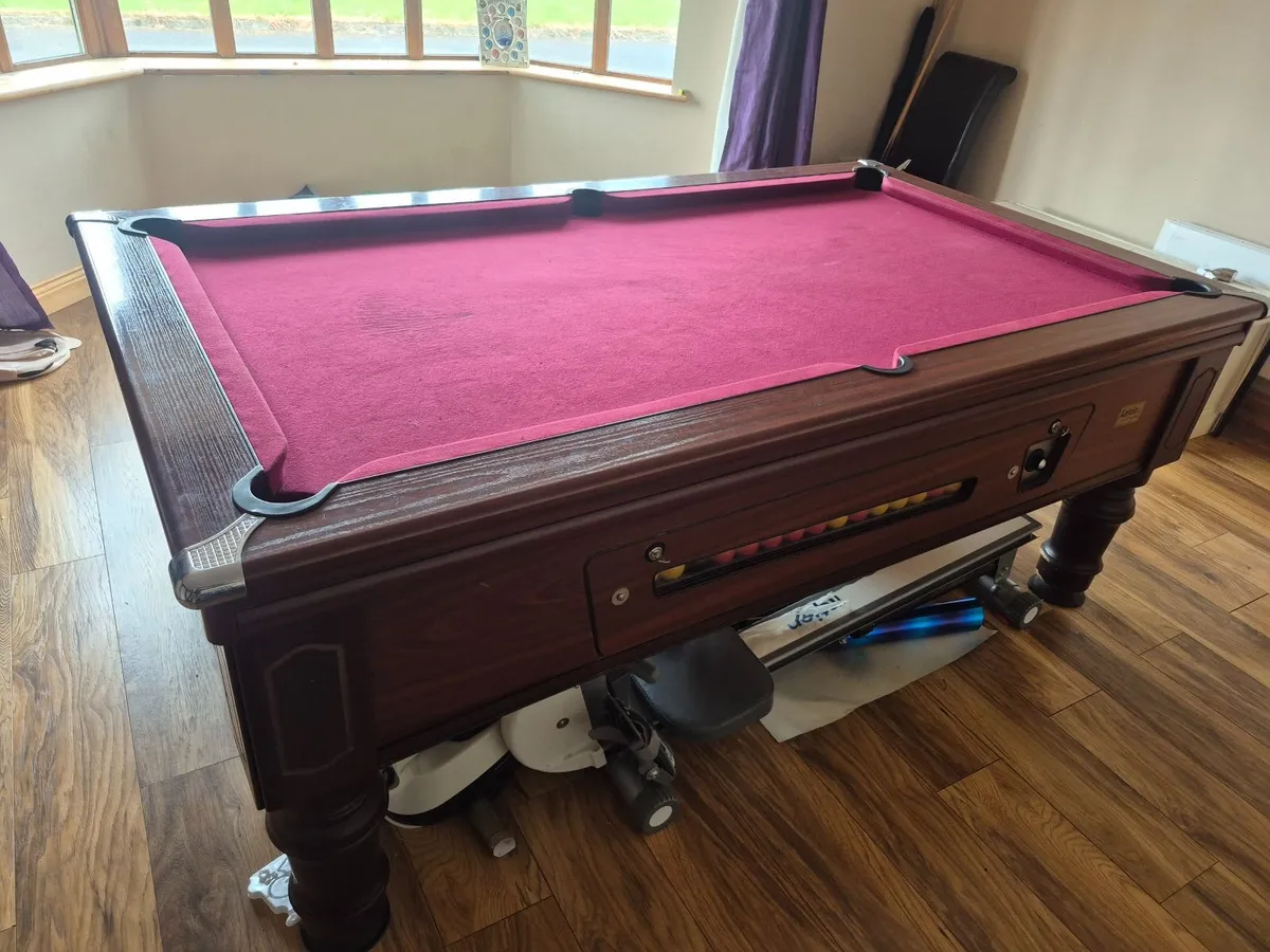 Pool table - Image 2