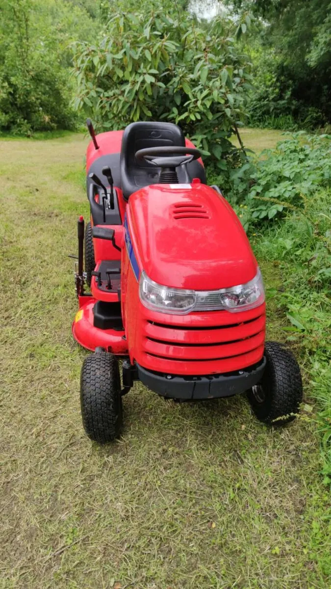 Ride on mower - Image 2
