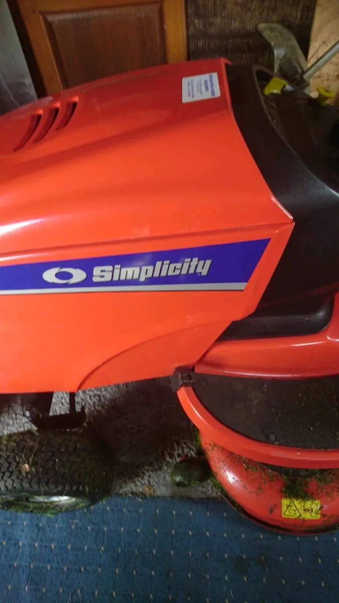 Ride on mower - Image 4