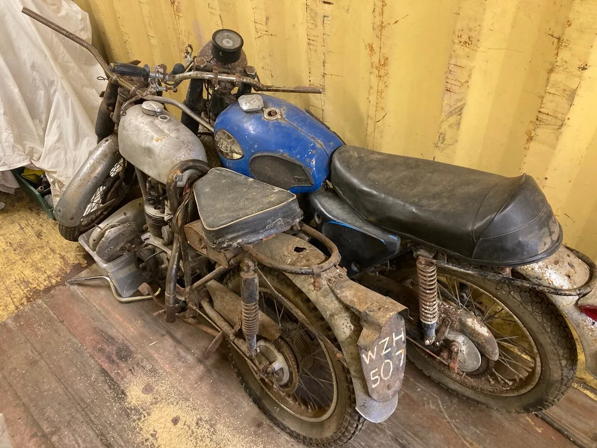 2x BSA 250’s - Image 1