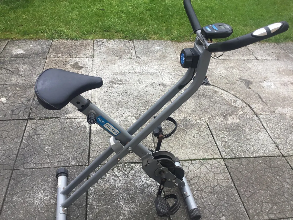 Exercise bike - Image 1