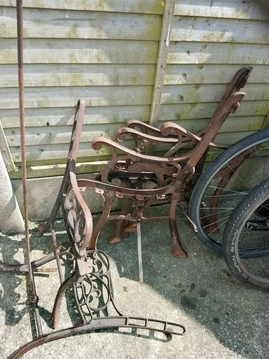Garden chair ends - Image 3